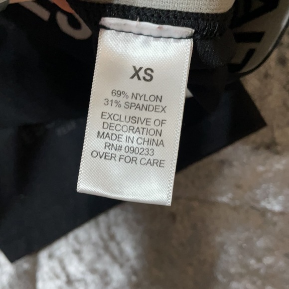 Essentials Biker Shorts - Picture 5 of 5